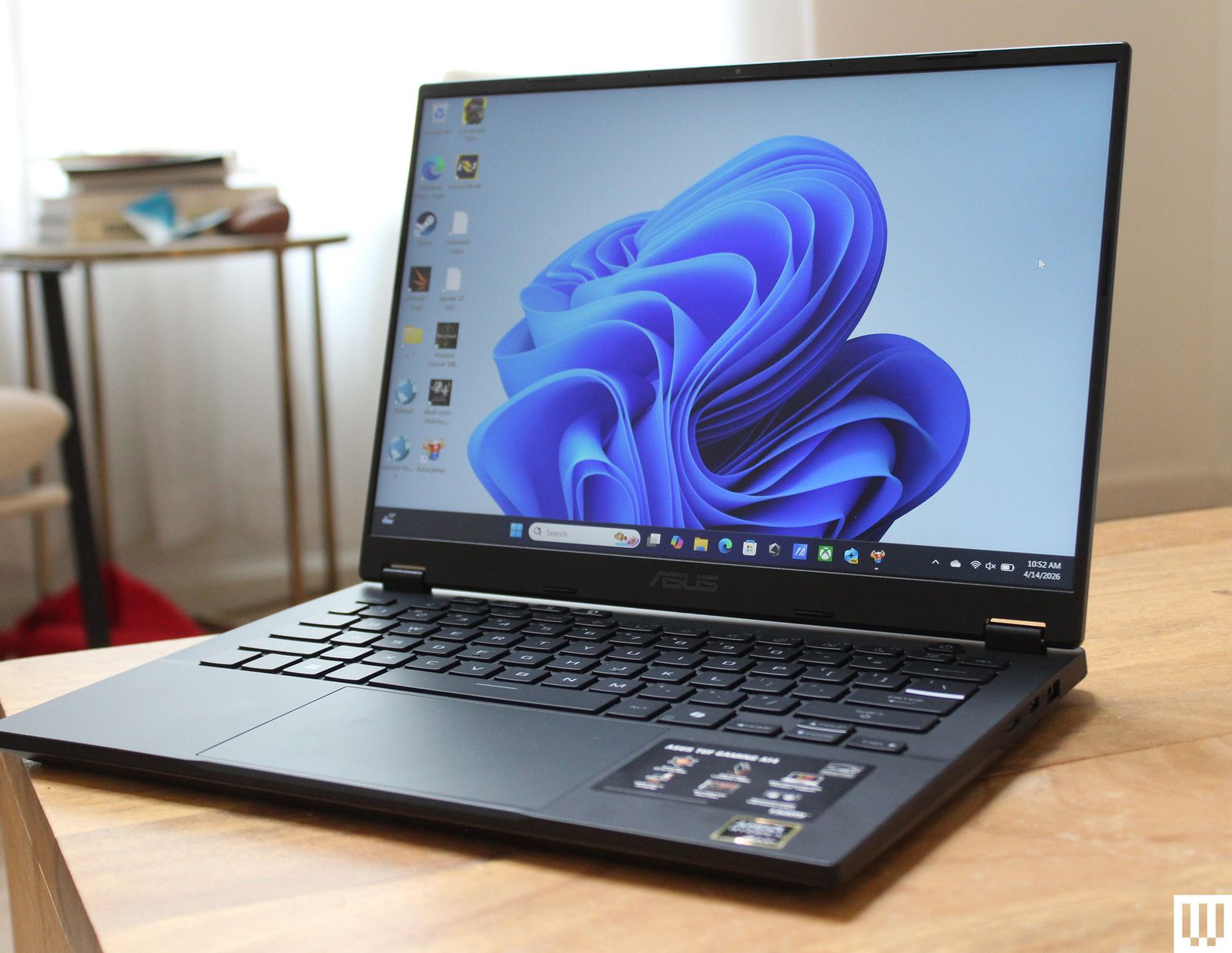 Thiết kế nhỏ gọn của Asus TUF A14