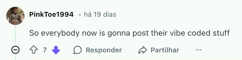 Phản ứng tiêu cực trên Reddit