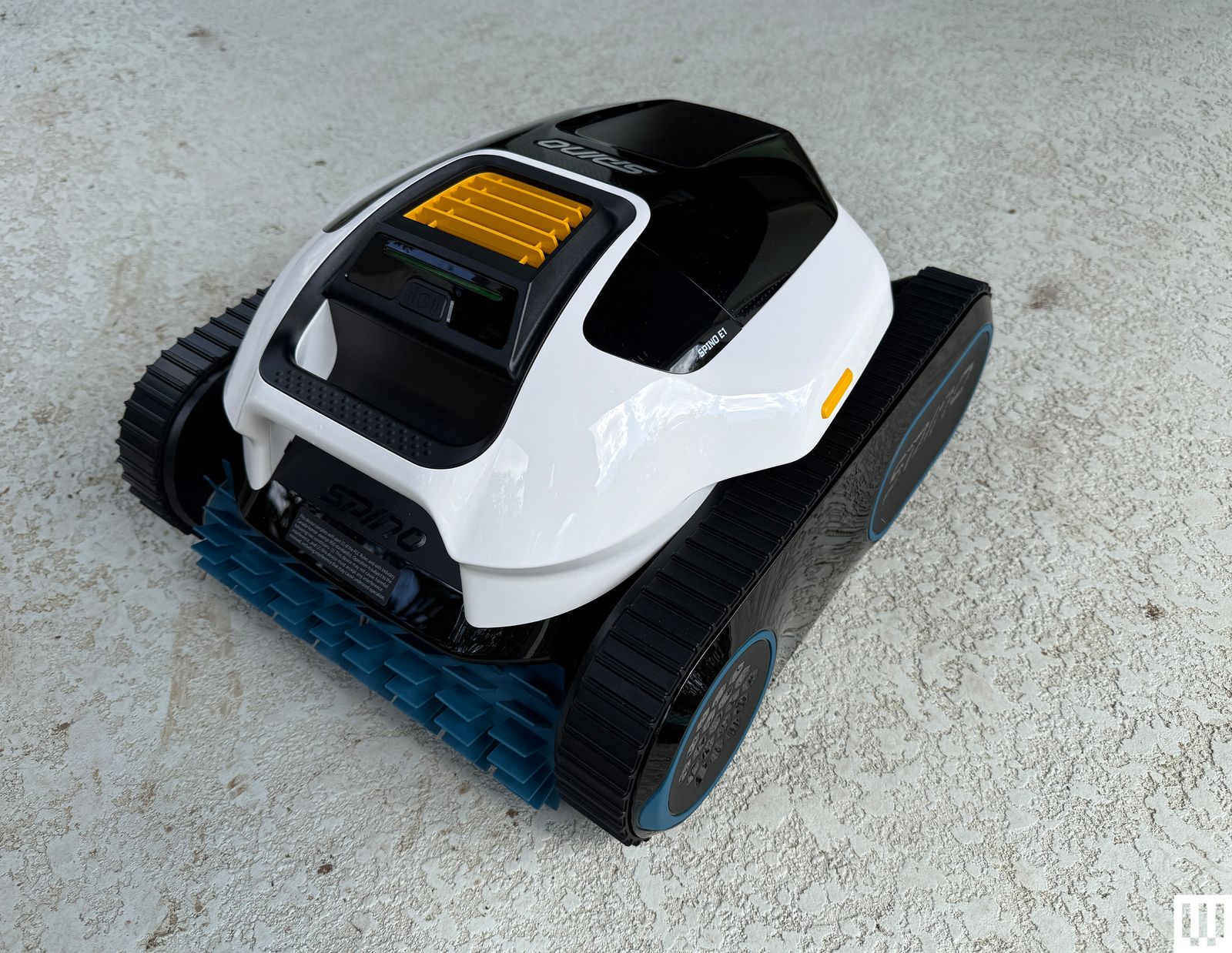 Spino E1 hoạt động dưới nước