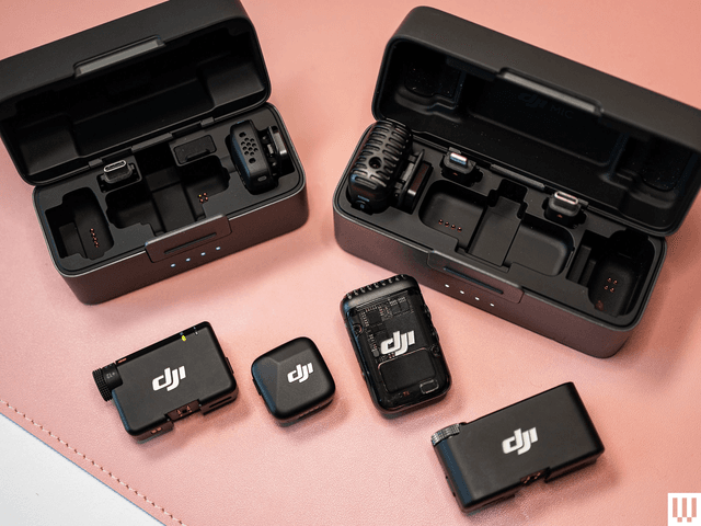 Bộ sản phẩm DJI Mic Mini với hộp sạc và các phụ kiện