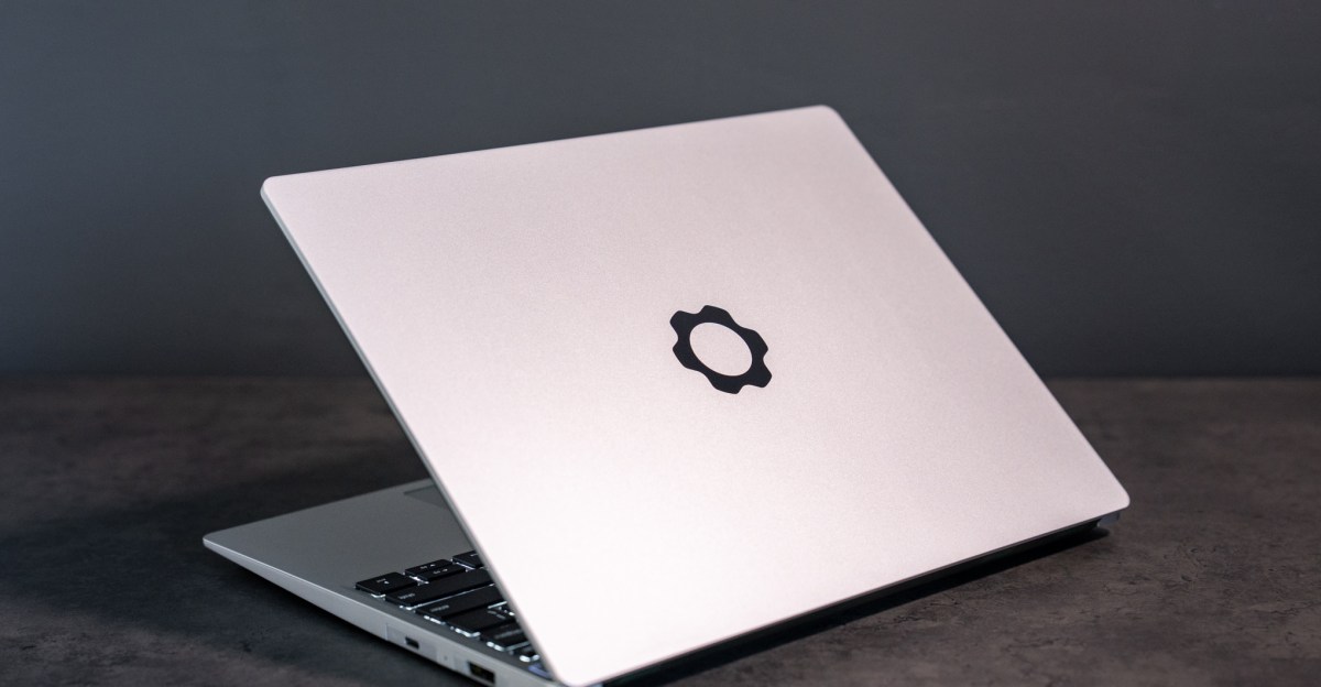 Framework hé lộ nhiều gợi ý về Linux cho sự kiện Next Gen vào ngày 21/4