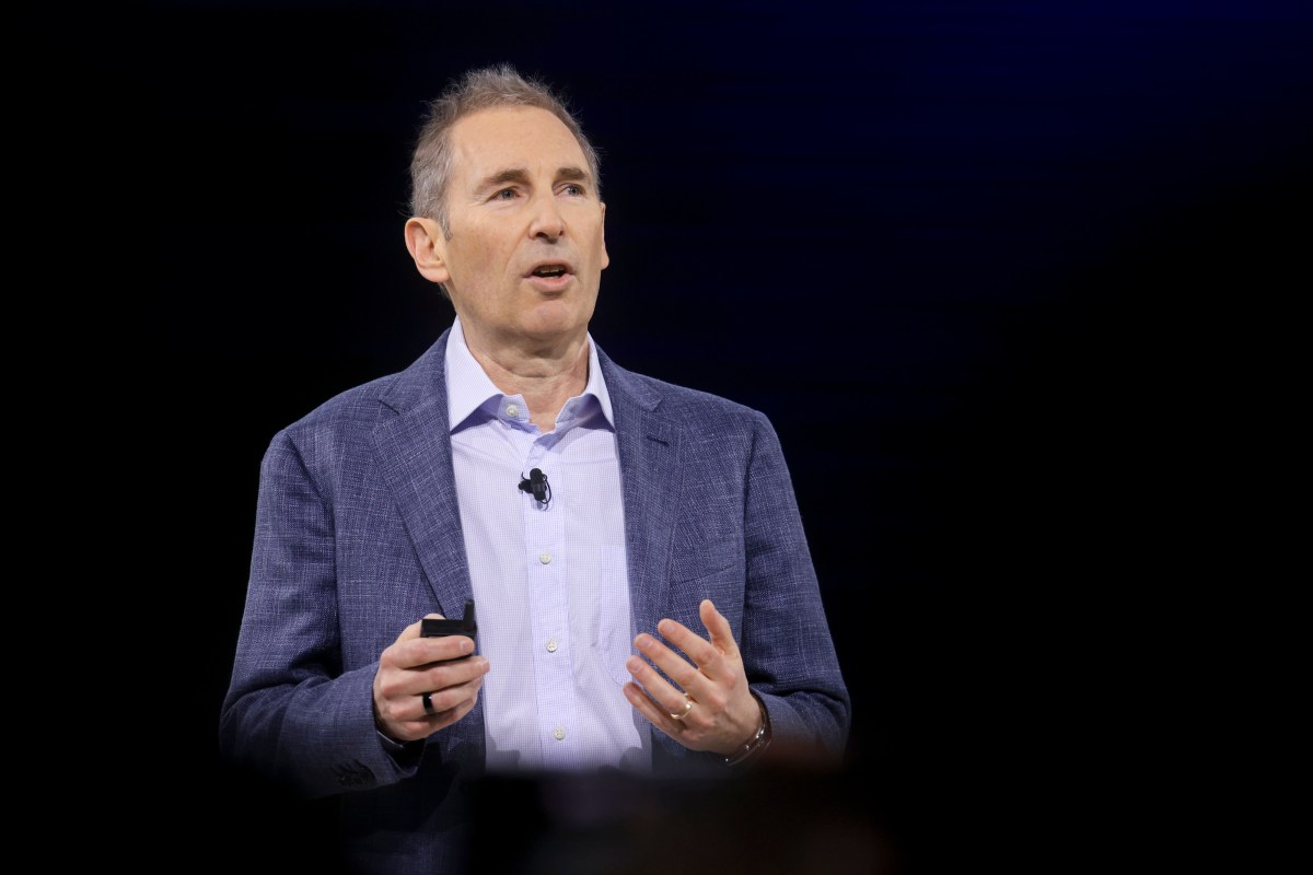 CEO Amazon Andy Jassy thẳng thắn "tính sổ" với Nvidia và Intel, bảo vệ khoản đầu tư khổng lồ 200 tỷ USD