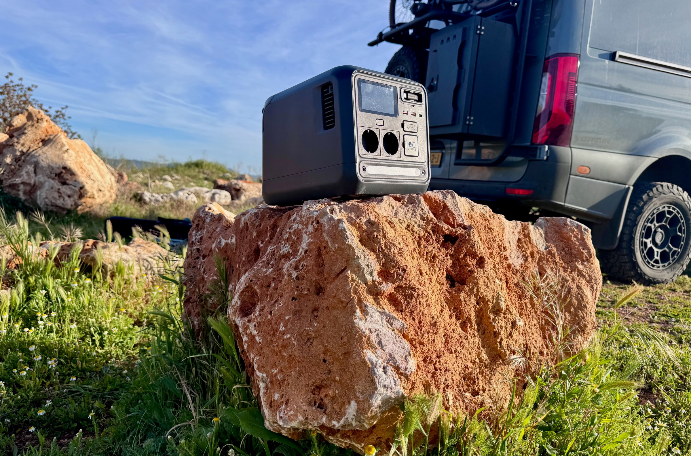 DJI Power 1000 Mini với cáp USB-C tích hợp