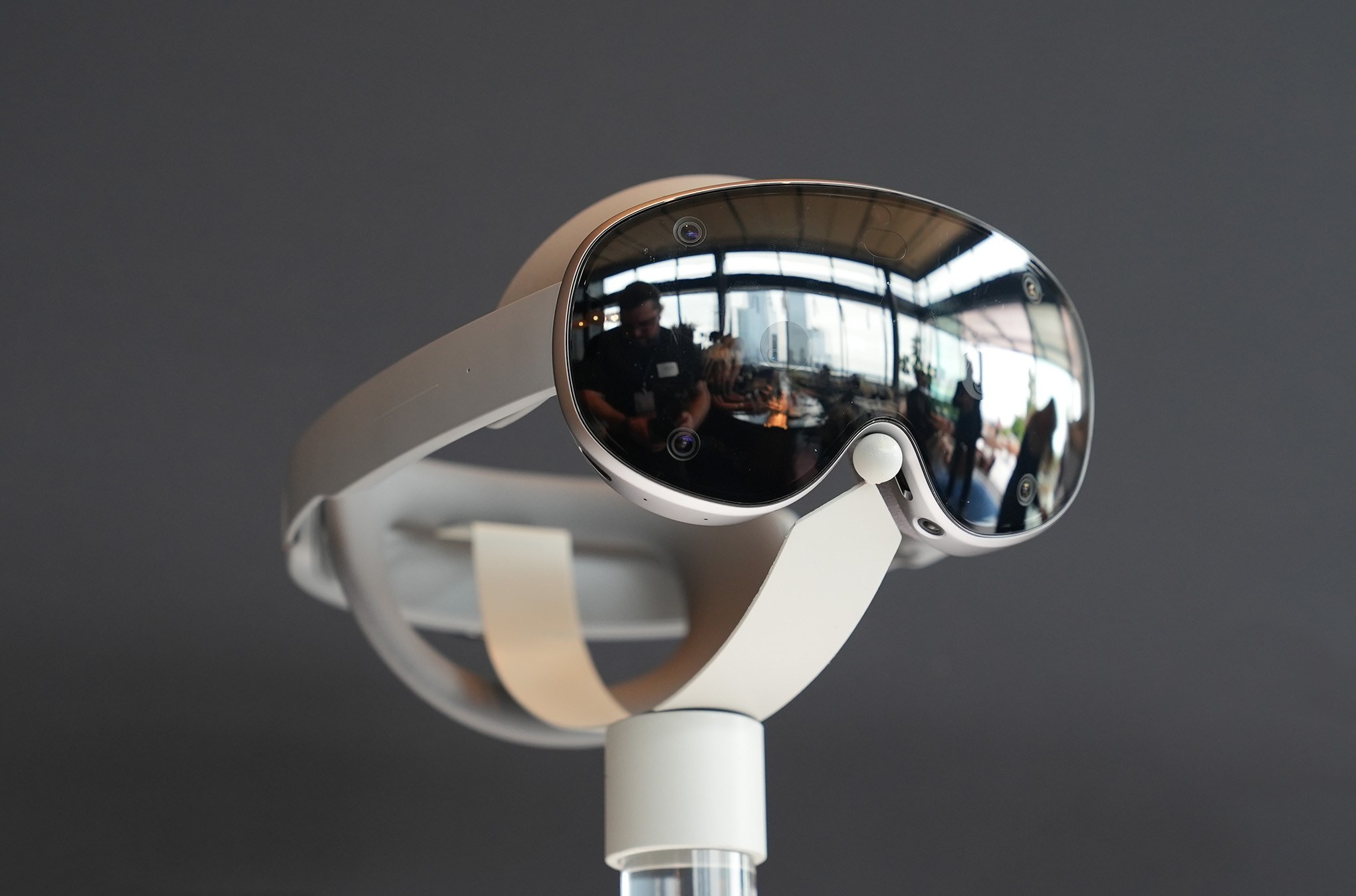 Galaxy XR với tính năng auto-spatialization