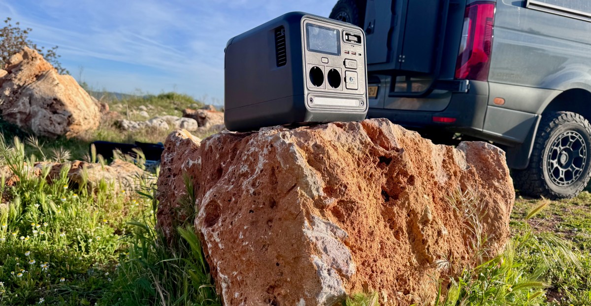 DJI Power 1000 Mini: Trạm sạc nhỏ gọn nhất 1kWh hiện nay, "vũ khí" bí mật cho dân du lịch