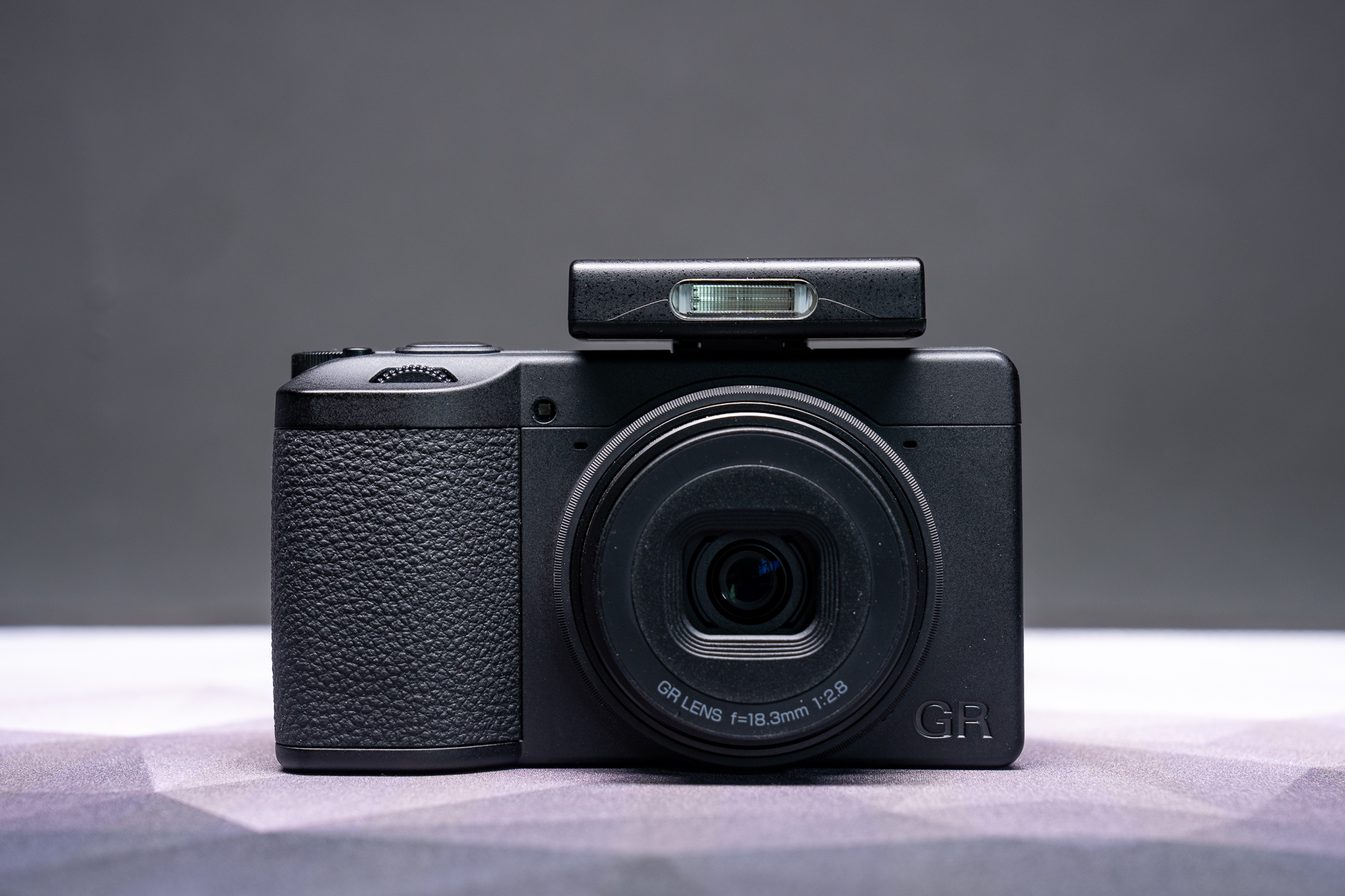 Mẫu ảnh chụp bằng Ricoh GR IV Monochrome