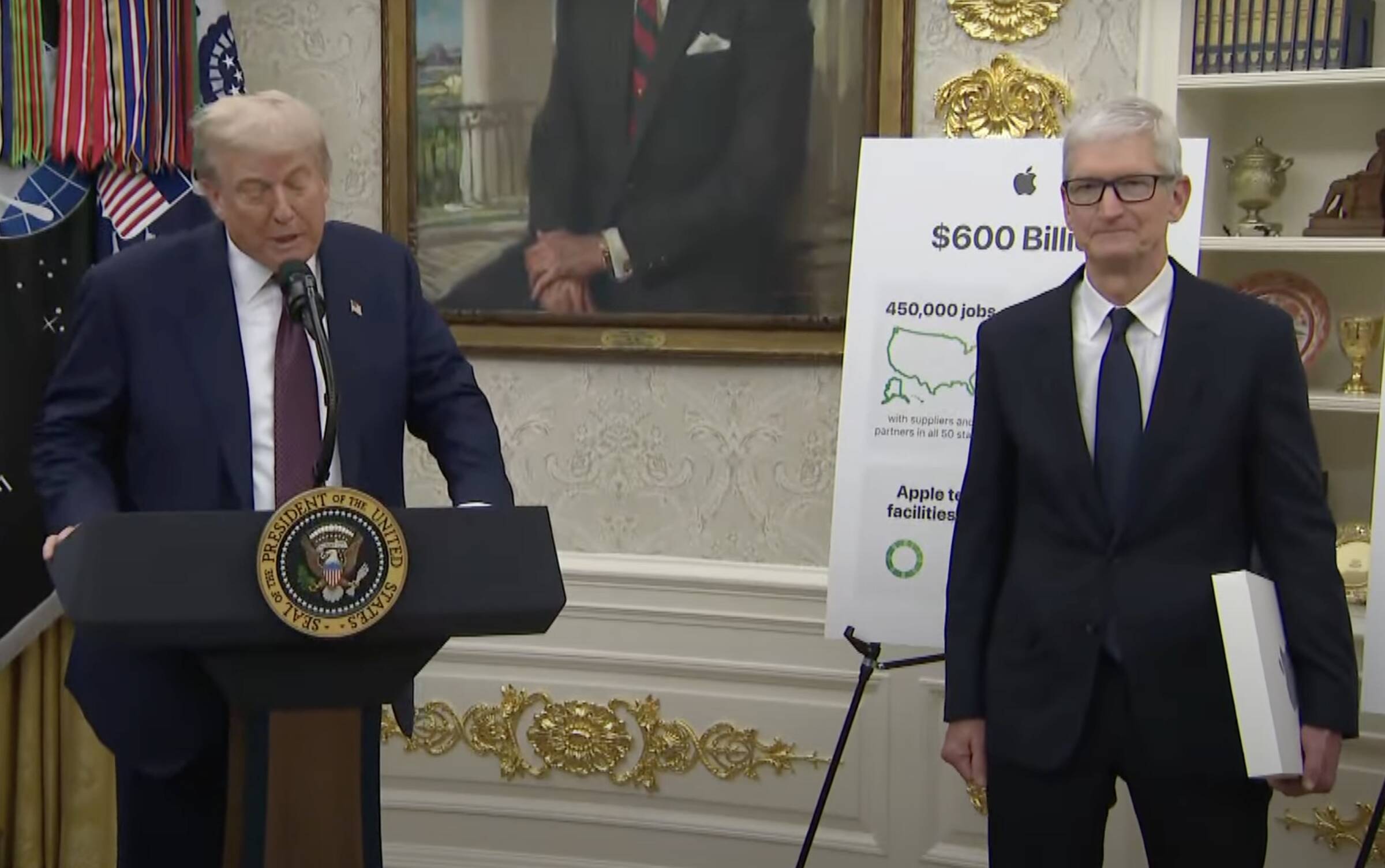 Apple mở rộng sản xuất linh kiện tại Mỹ nhưng iPhone vẫn phải lắp ráp ở nước ngoài