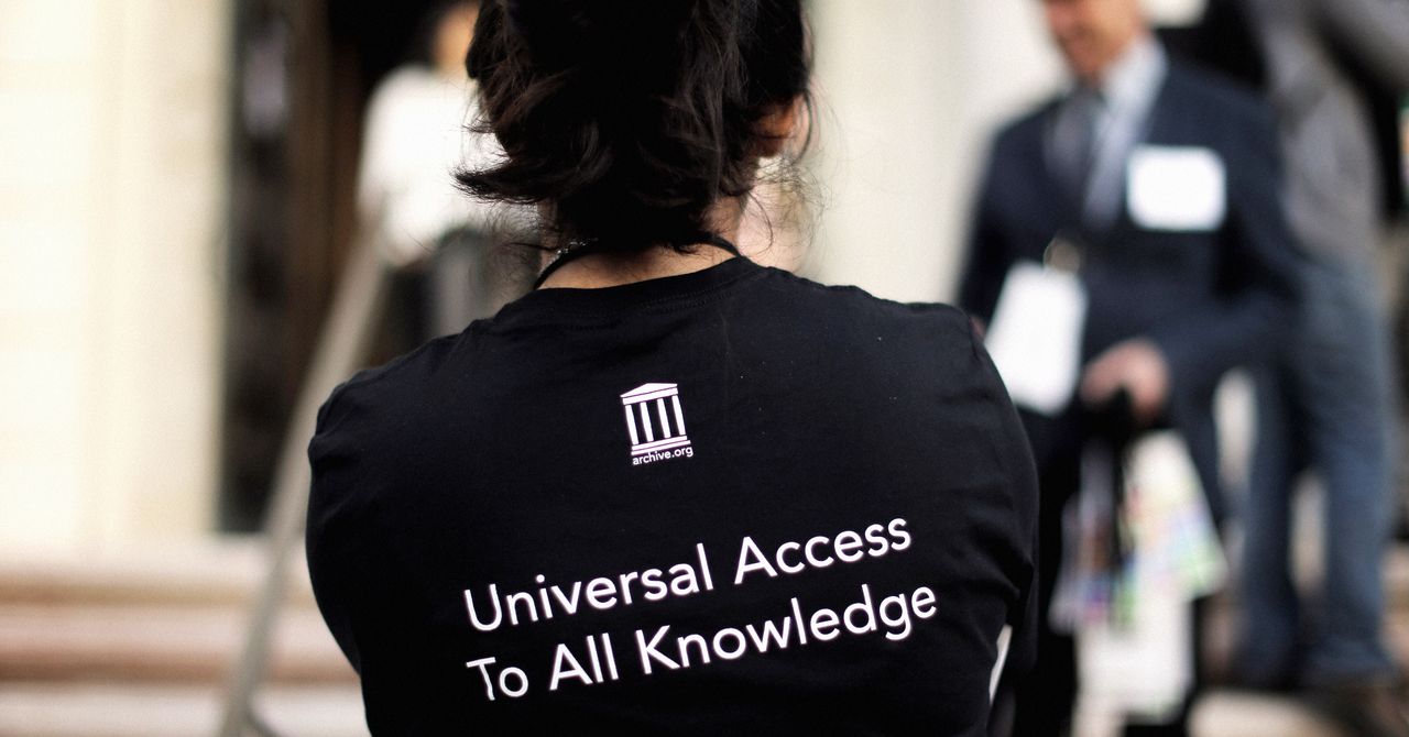 Wayback Machine đối mặt nguy cơ bị cô lập khi các ông lớn truyền thông chặn truy cập
