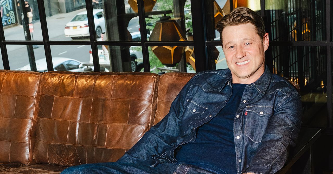 Ben McKenzie: "Thành phần bí mật" của tiền điện tử là sự cô đơn của nam giới