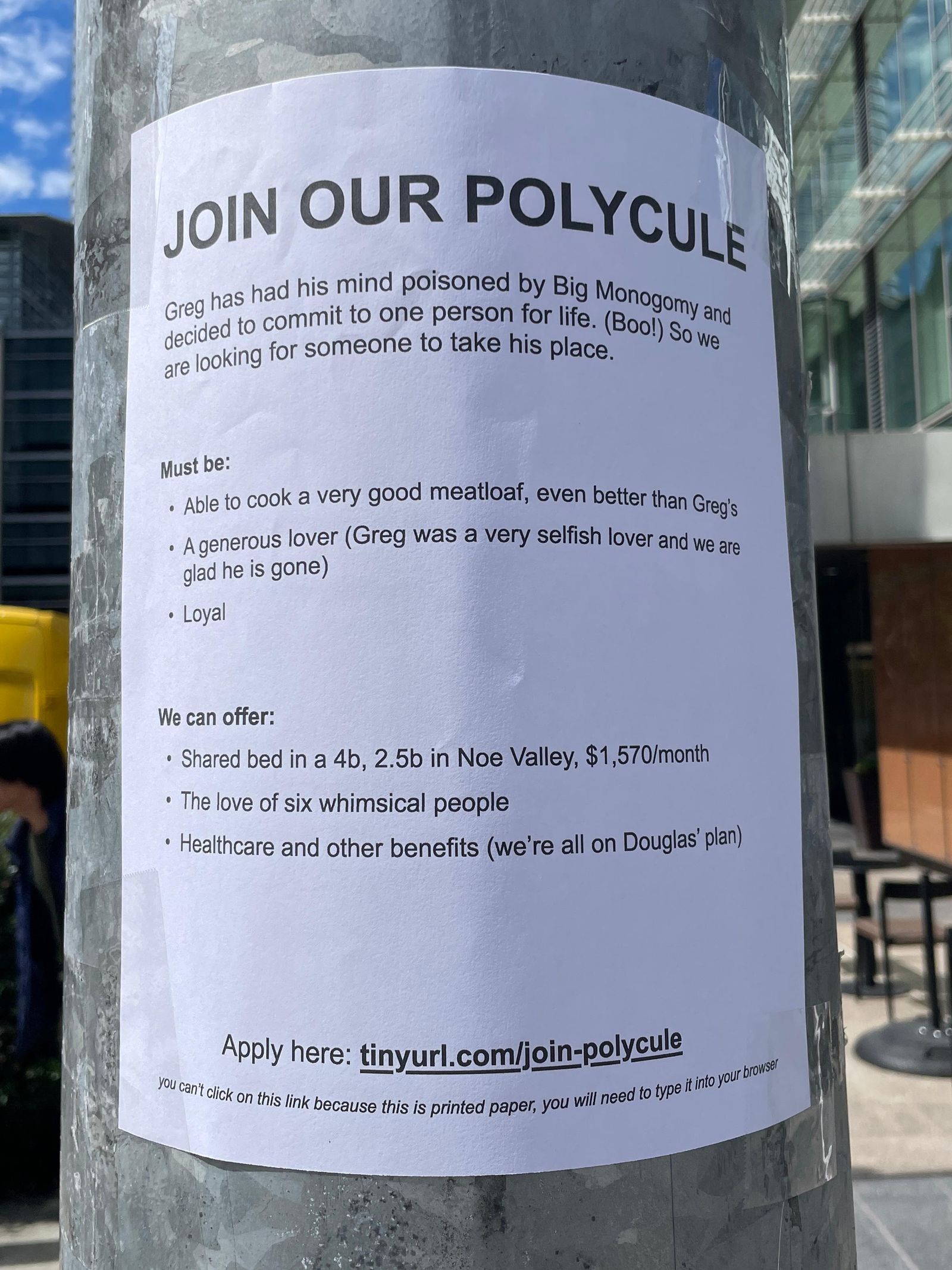 Tờ rơi quảng cáo polycule