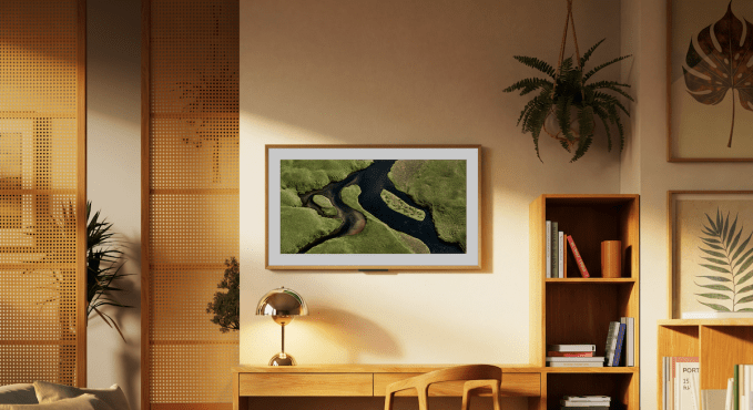 TV Ember Artline trong không gian thiên nhiên