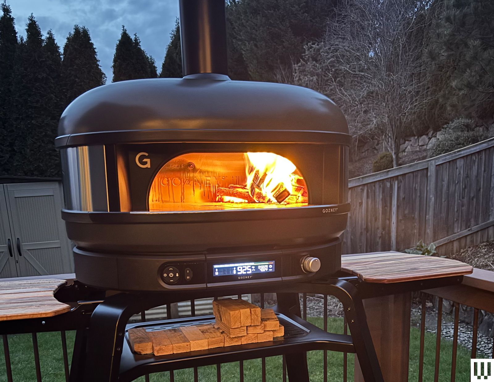 Nấu bằng gỗ trên Gozney Dome Gen 2