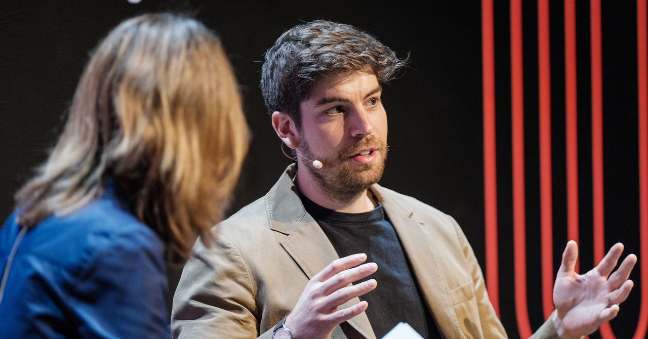 Thuốc do AI thiết kế của Isomorphic Labs chuẩn bị bước vào thử nghiệm trên người