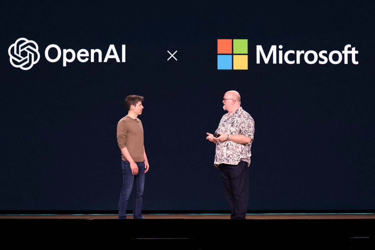Satya Nadella khẳng định Microsoft sẽ tận dụng tối đa lợi thế từ thỏa thuận mới với OpenAI