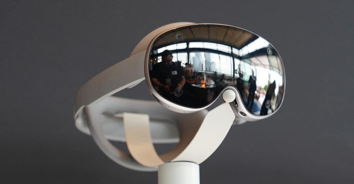 Samsung Galaxy XR hỗ trợ biến ứng dụng 2D thành trải nghiệm 3D nhờ 'auto-spatialization'