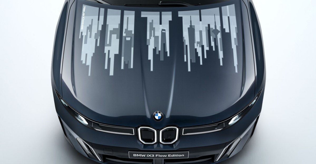 BMW iX3 Flow Edition: Xe đổi màu với công nghệ E Ink đến gần hơn với sản xuất thực tế