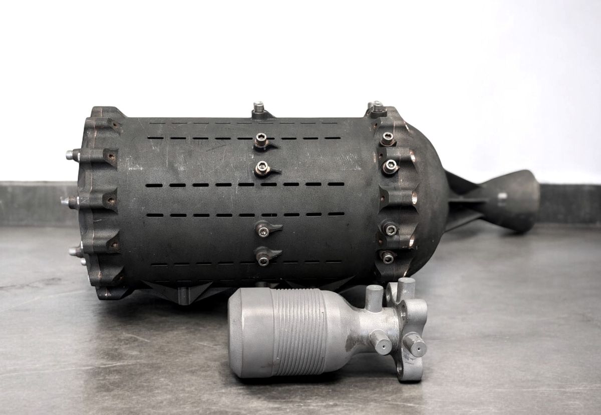 Cựu kỹ sư SpaceX chế tạo "chiến đấu cơ quỹ đạo" với công nghệ động cơ mới