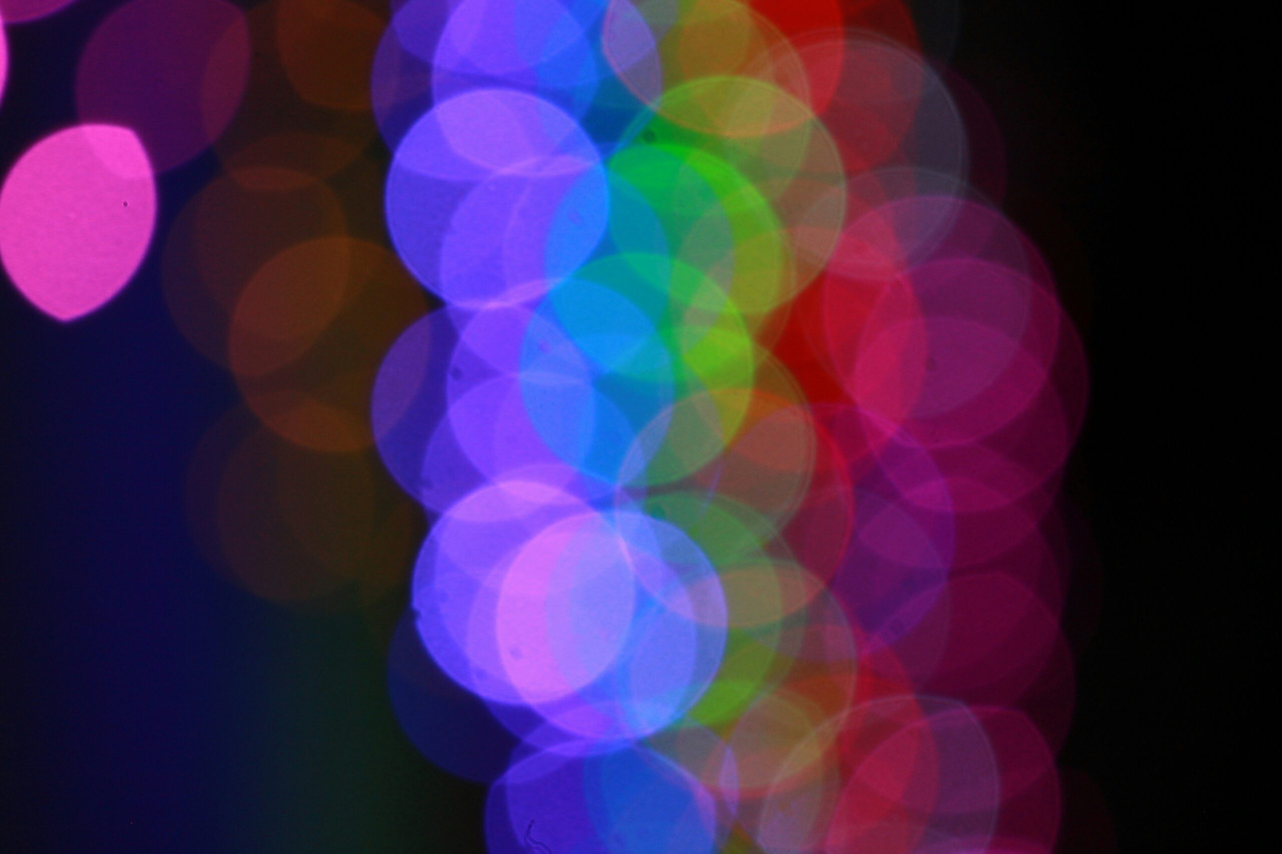 Tại sao bạn không cần hàng ngàn nhãn dữ liệu để huấn luyện AI?