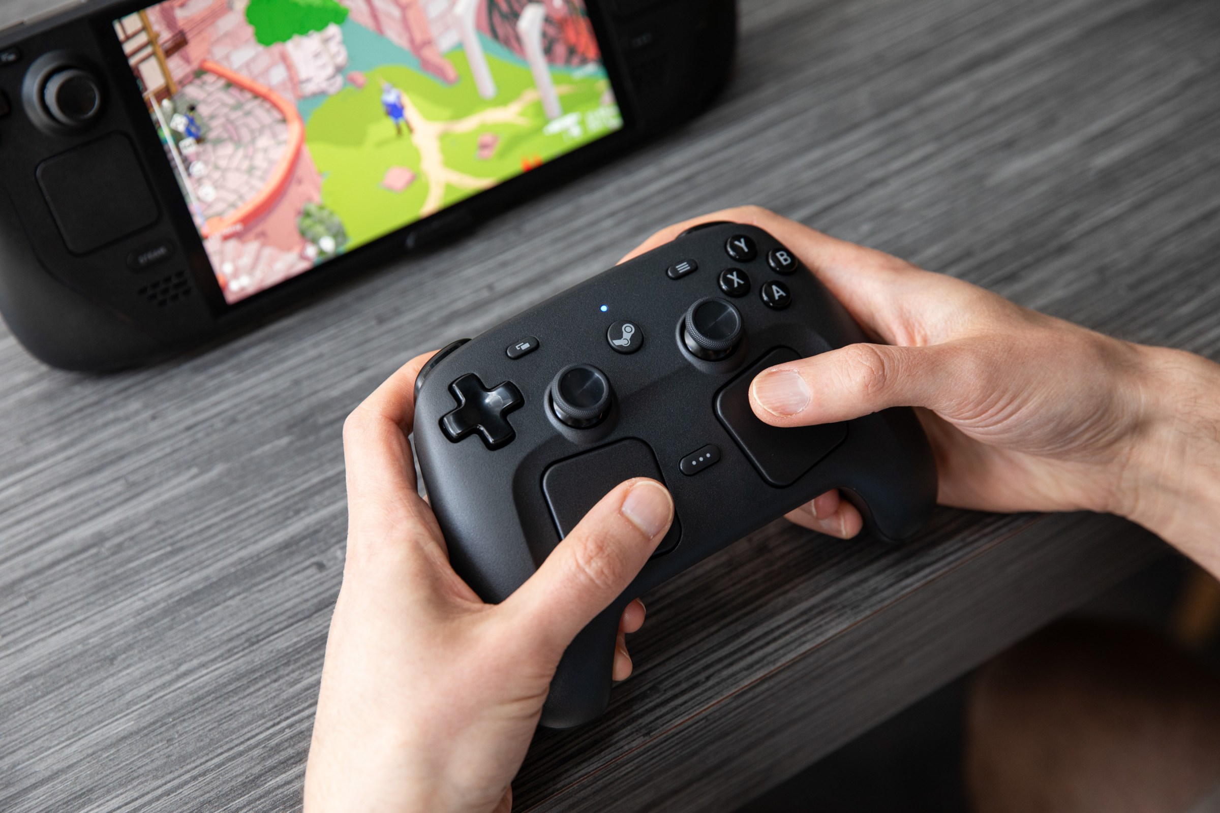 Steam Controller mới được xem như một chiếc Steam Deck nhưng không có màn hình