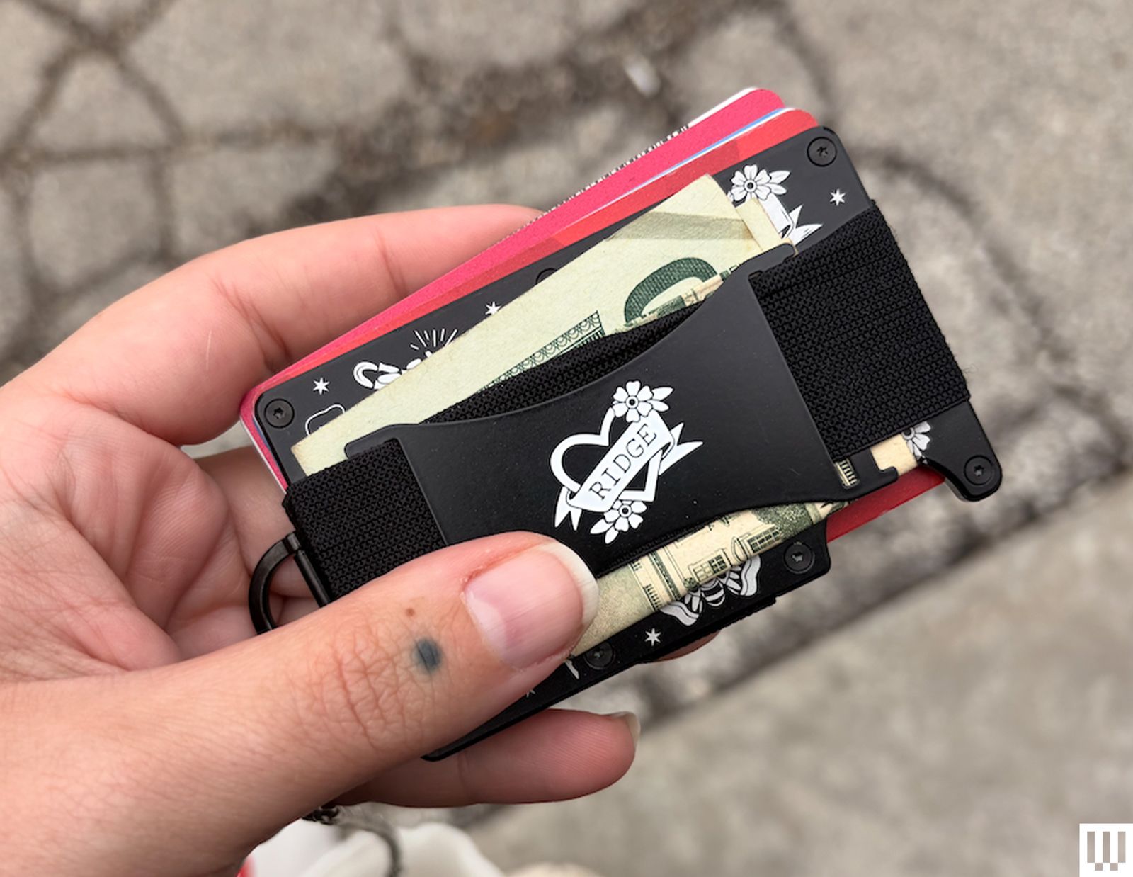 Ví Ridge với kẹp tiền và dây đeo