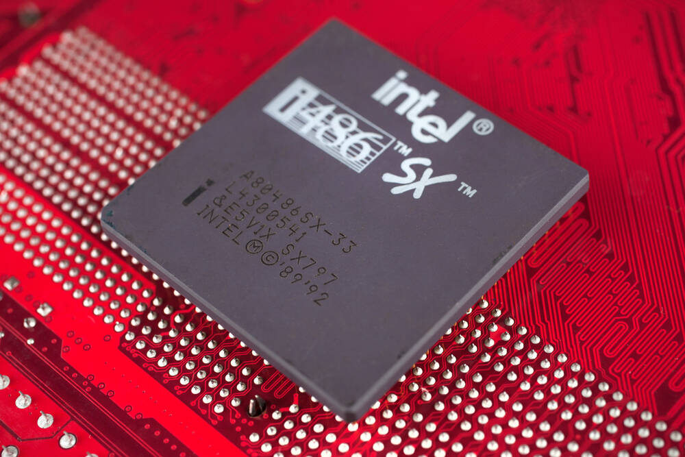 Bản vá loại bỏ hỗ trợ i486 xuất hiện trong hàng chờ nhân Linux