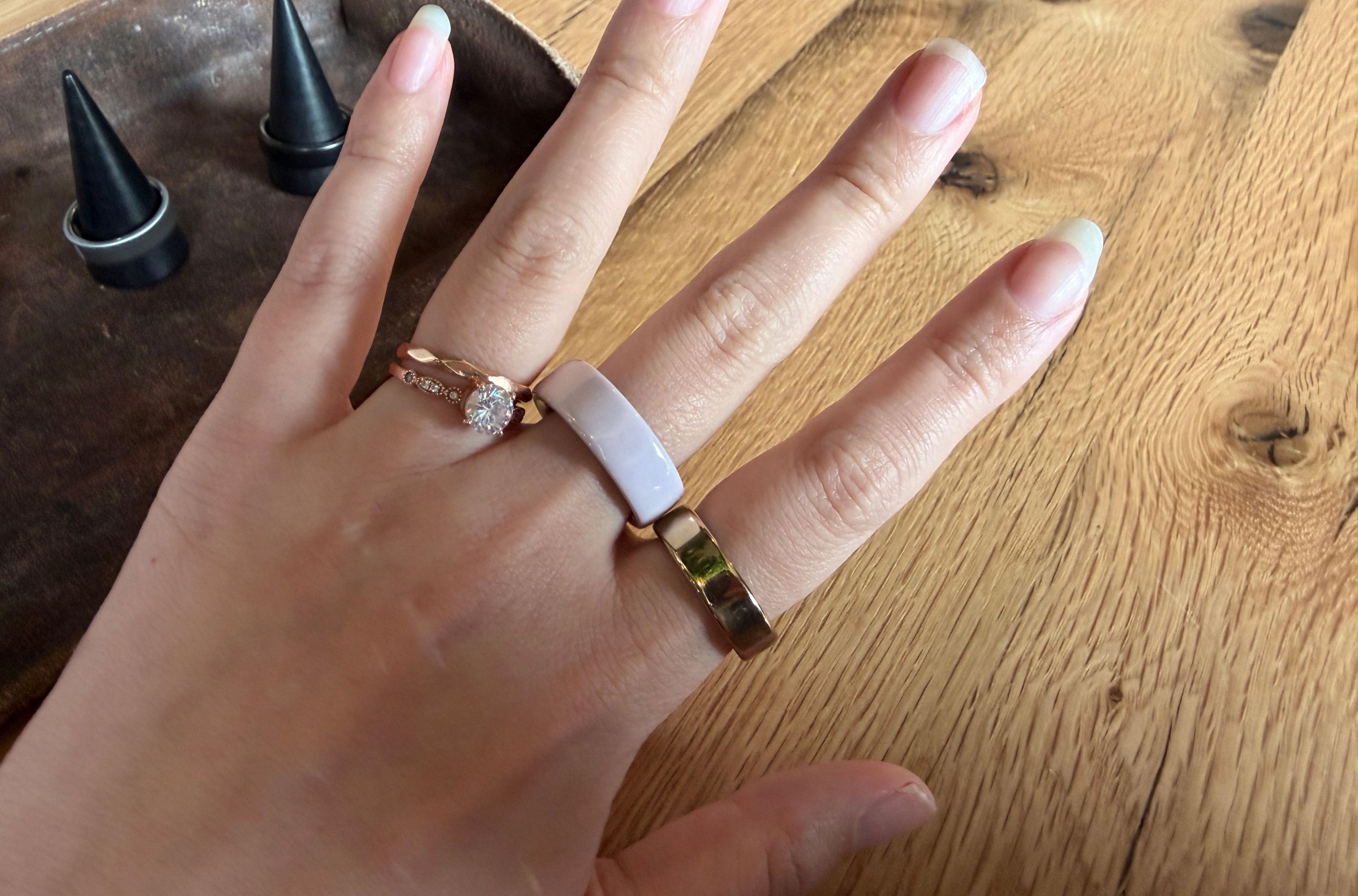 So sánh Oura Ring 5 và 4