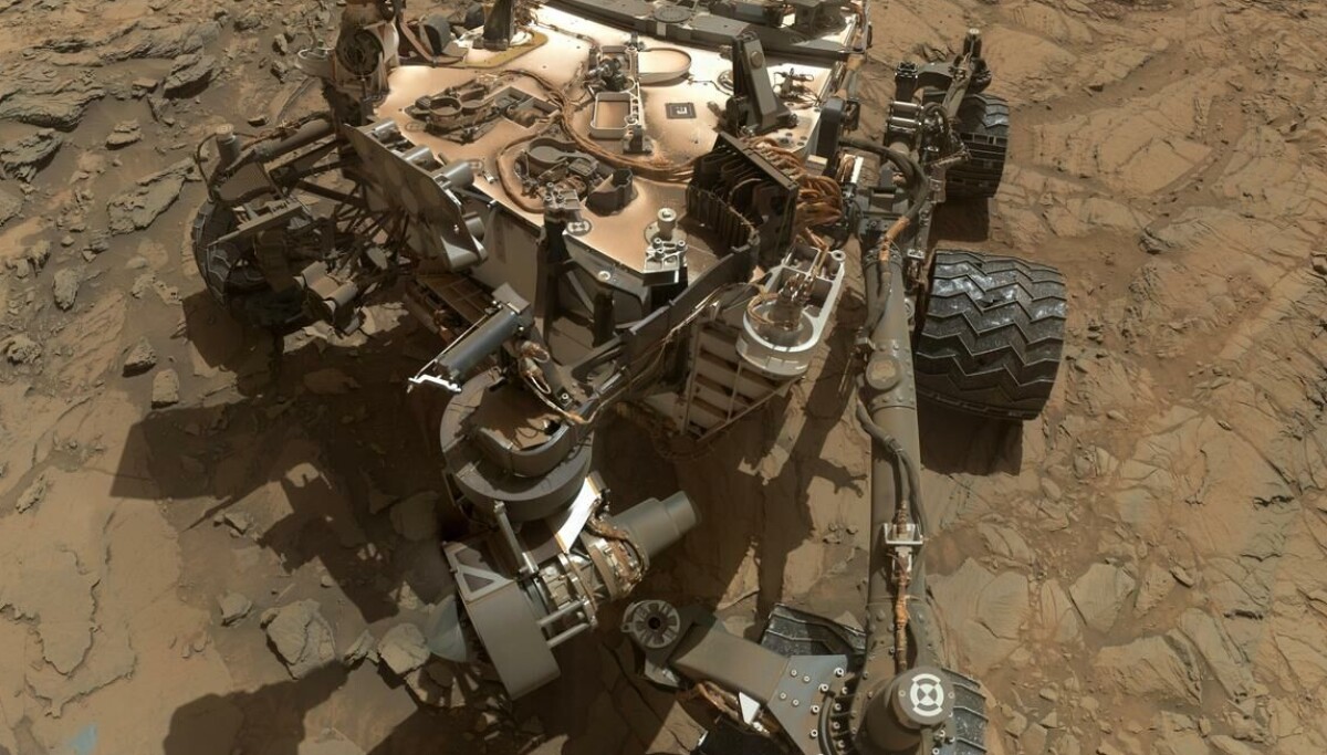 Xe tự hành Curiosity của NASA gặp sự cố "kẹt đá" khi khoan mẫu trên Sao Hỏa