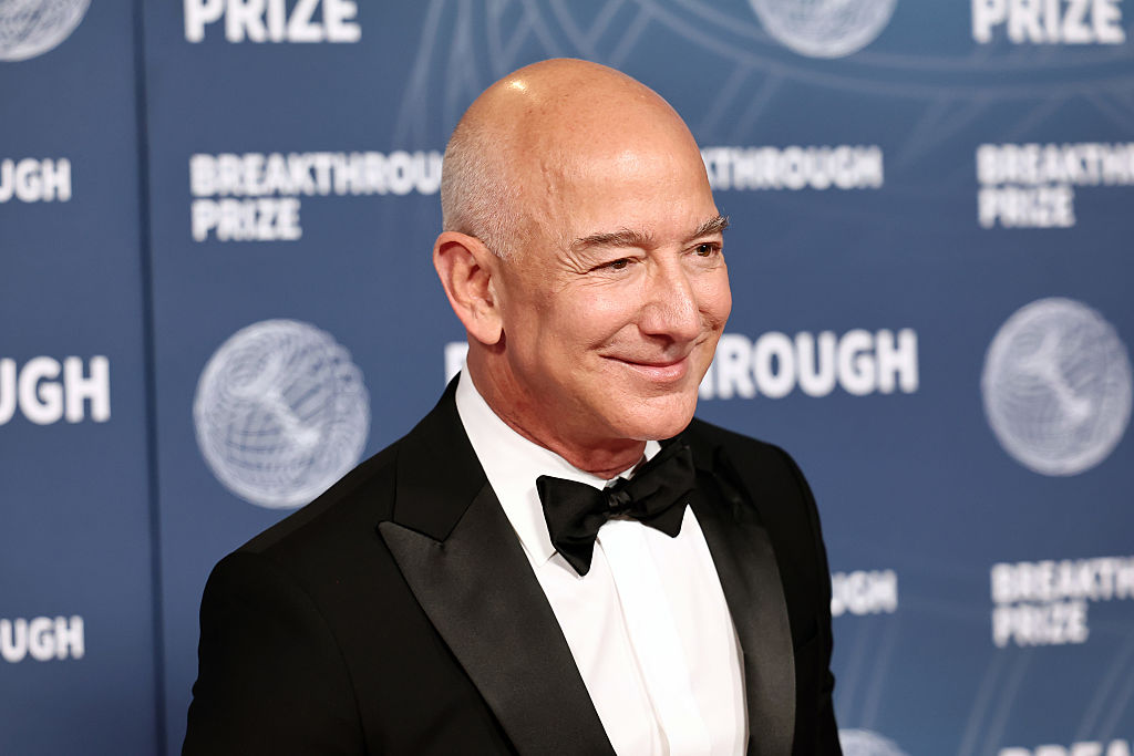 Đại diện của Jeff Bezos rời ban lãnh đạo startup xe điện Slate Auto
