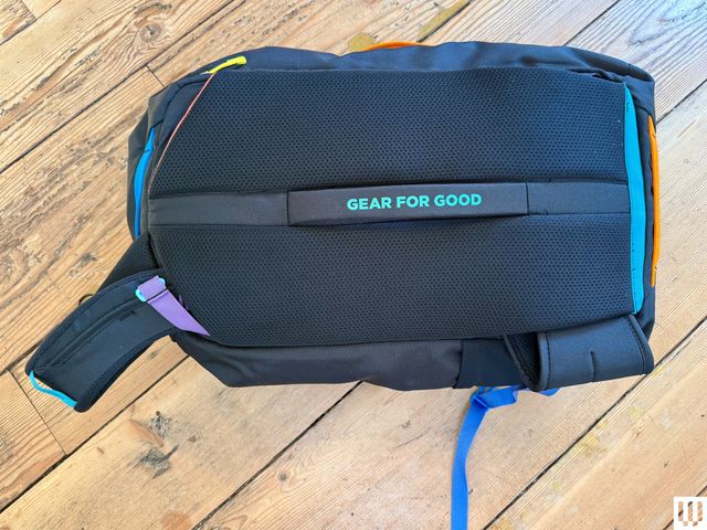 Cotopaxi Allpa 35L Travel Pack Del Día Dark