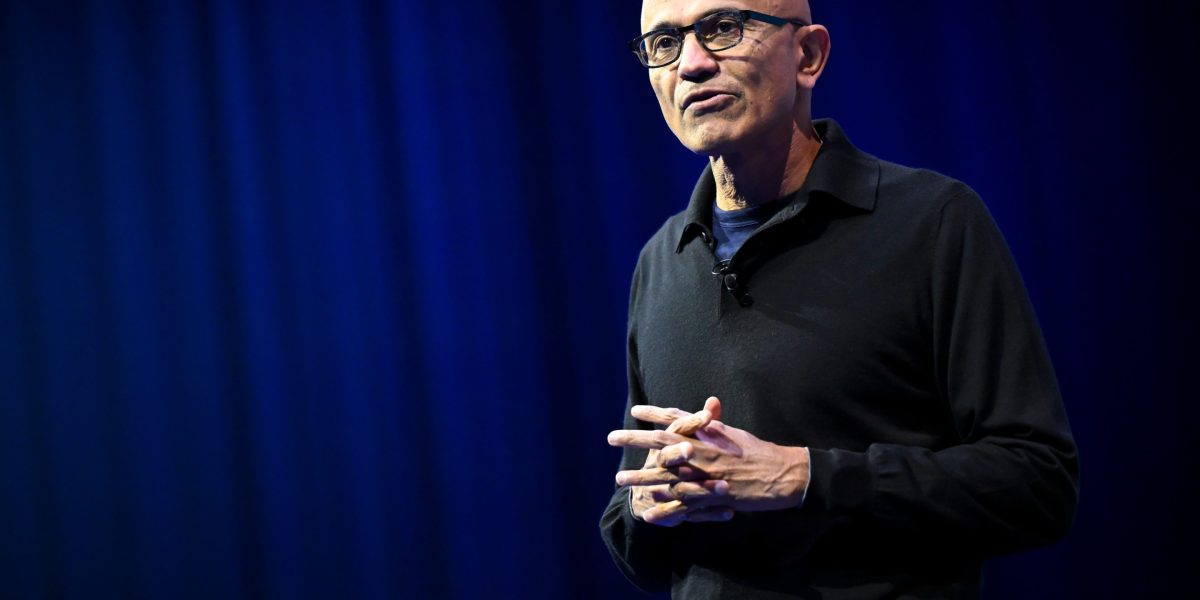Microsoft và các ông lớn công nghệ đối mặt với nghịch lý: Chi phí AI đắt đỏ hơn nhân viên thực tế