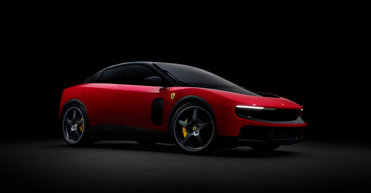 Ferrari Luce: Chiếc xe điện đầu tiên mang đậm dấu ấn thiết kế của Jony Ive