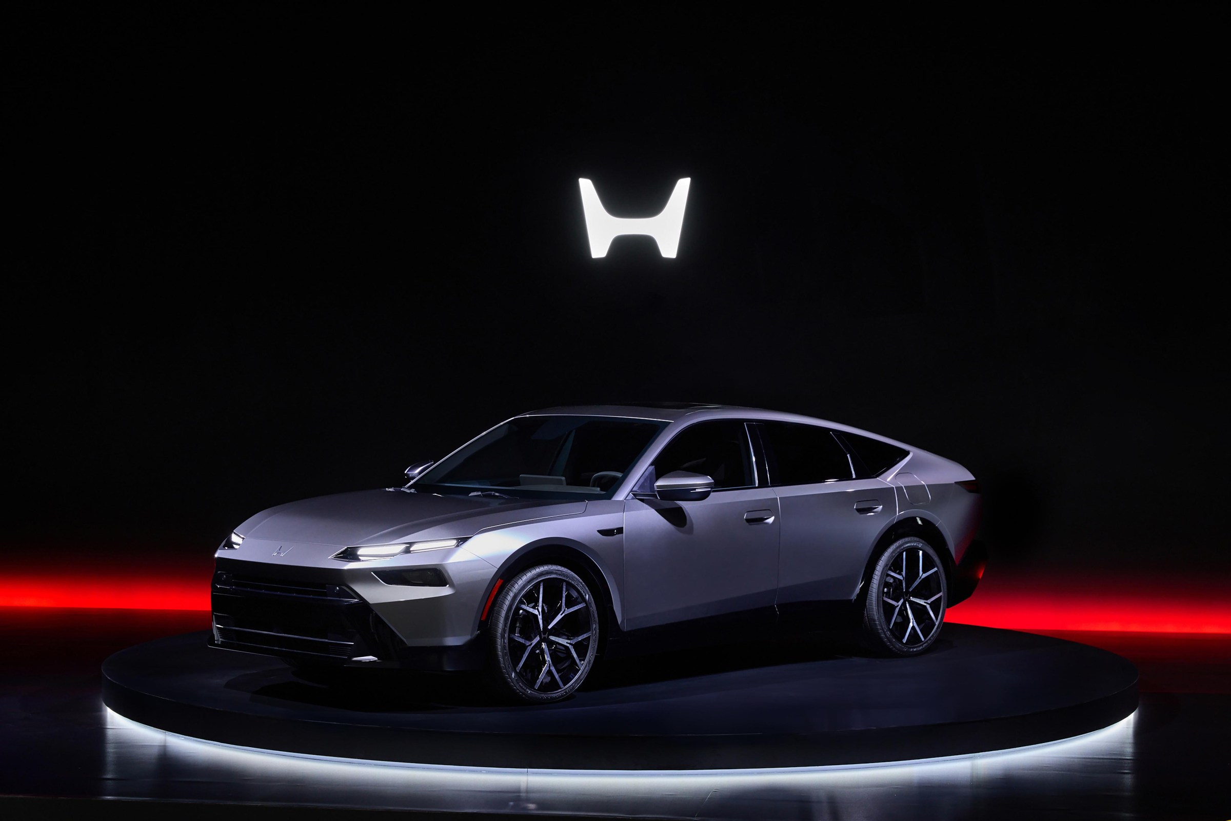 Nguyên mẫu Honda Accord Hybrid