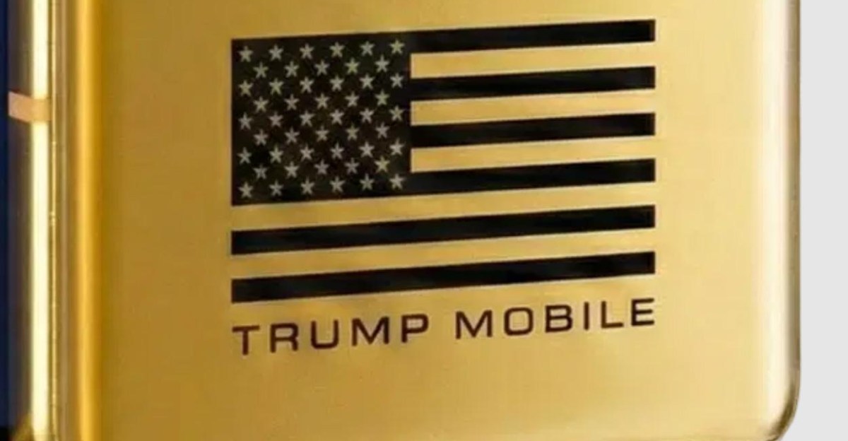 Trump Mobile có thực sự biết cờ Mỹ có bao nhiêu sọc không?