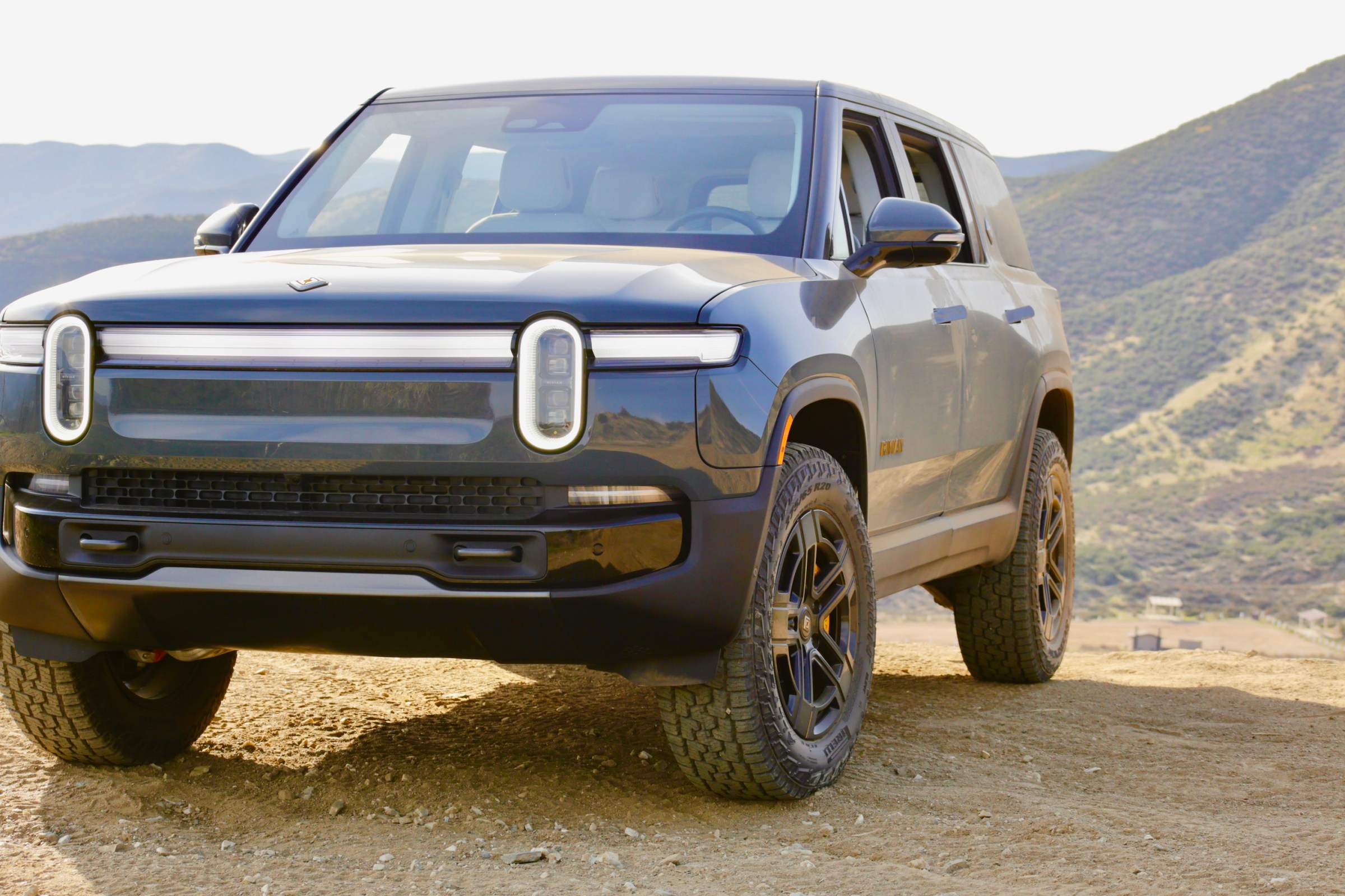 Xe điện Rivian R1S