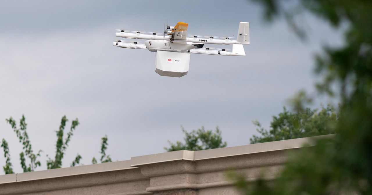 Papa Johns bắt đầu giao hàng bằng Drone, nhưng chưa có Pizza
