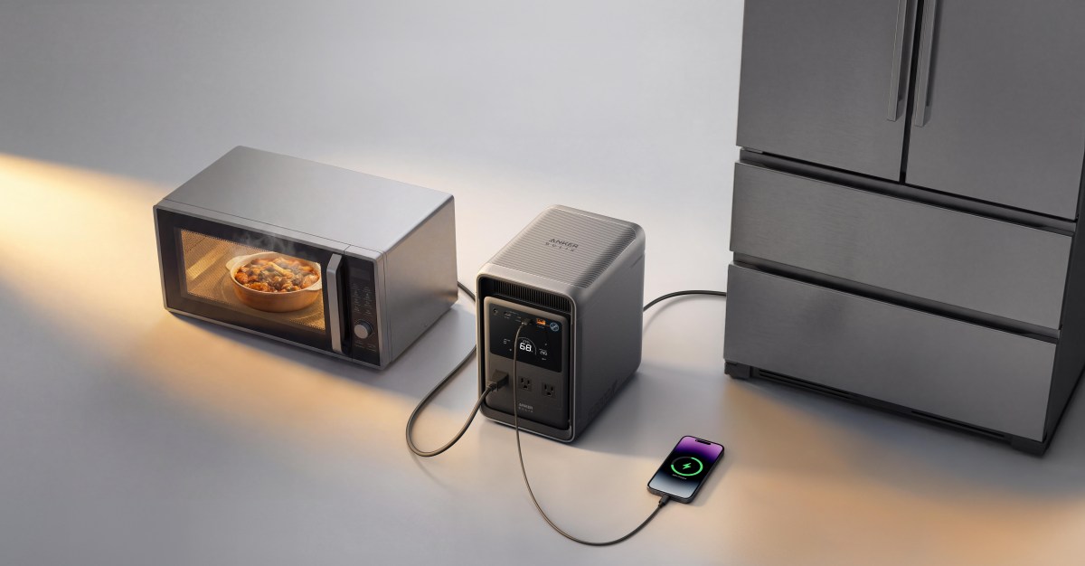 Anker Solix S2000: Trạm sạc di động khắc phục điểm yếu hao pin và kích thước cồng kềnh