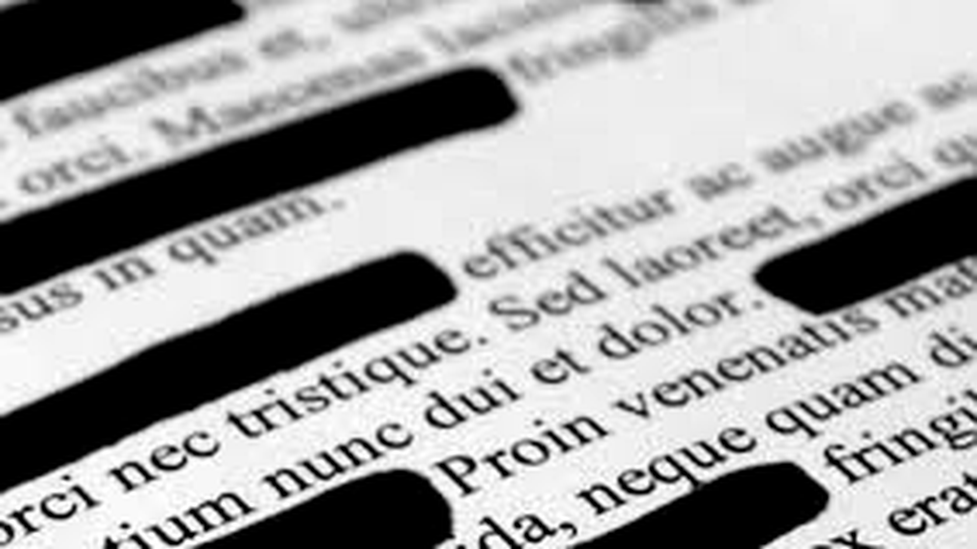 Tại sao các công cụ tóm tắt LLM thường thất bại: Bài học về bước "Nhận dạng" từ Suy luận Nhân quả