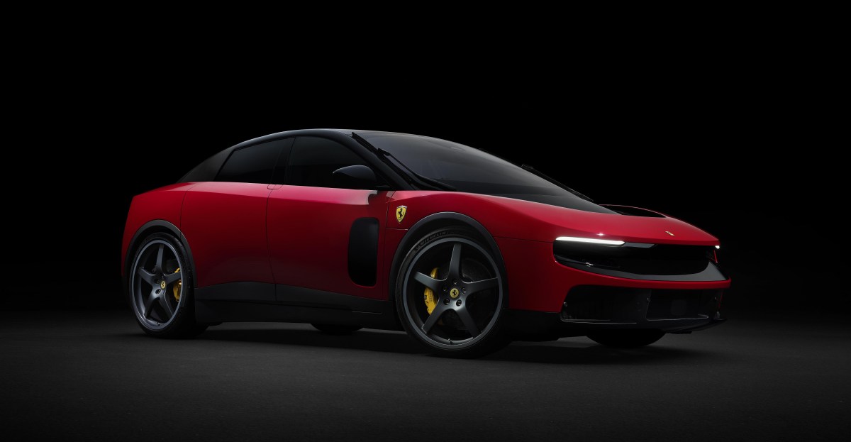 Ferrari Luce: Chiếc xe điện đầu tiên mang đậm "chất Apple" của Jony Ive