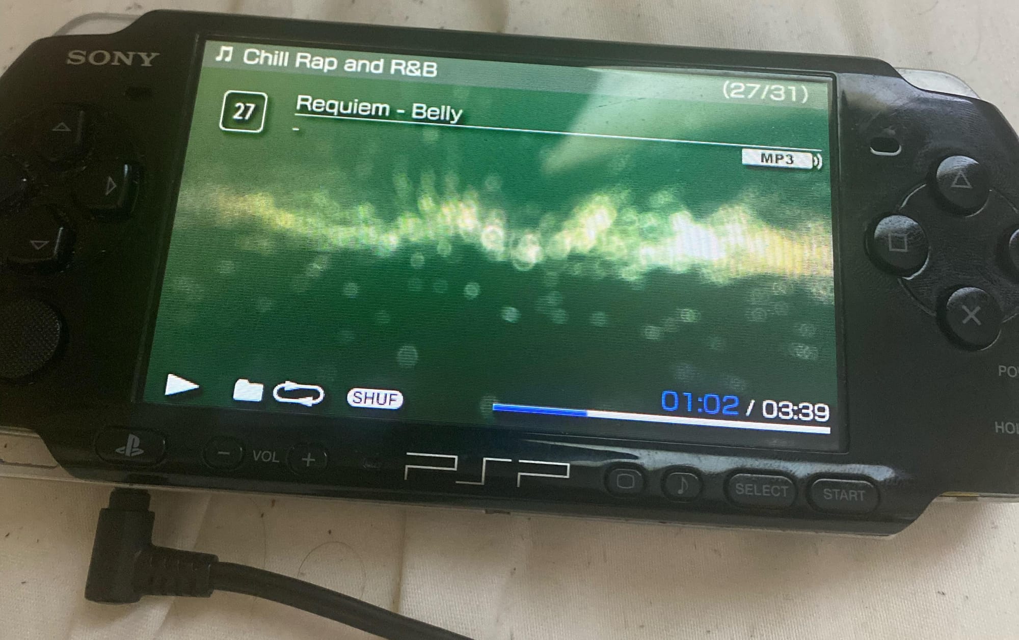 Một chiếc PSP đang chạy bản mod GTA III