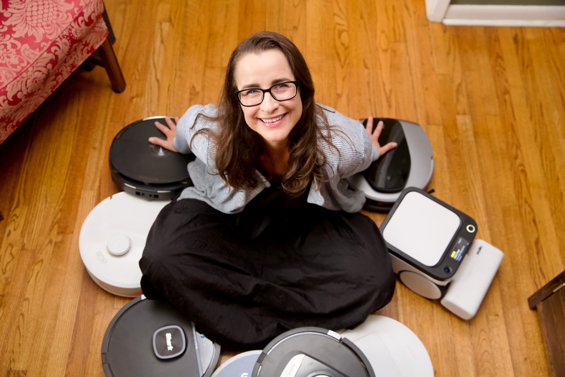 Tác giả Jennifer Pattison Tuohy và những người bạn robot của mình