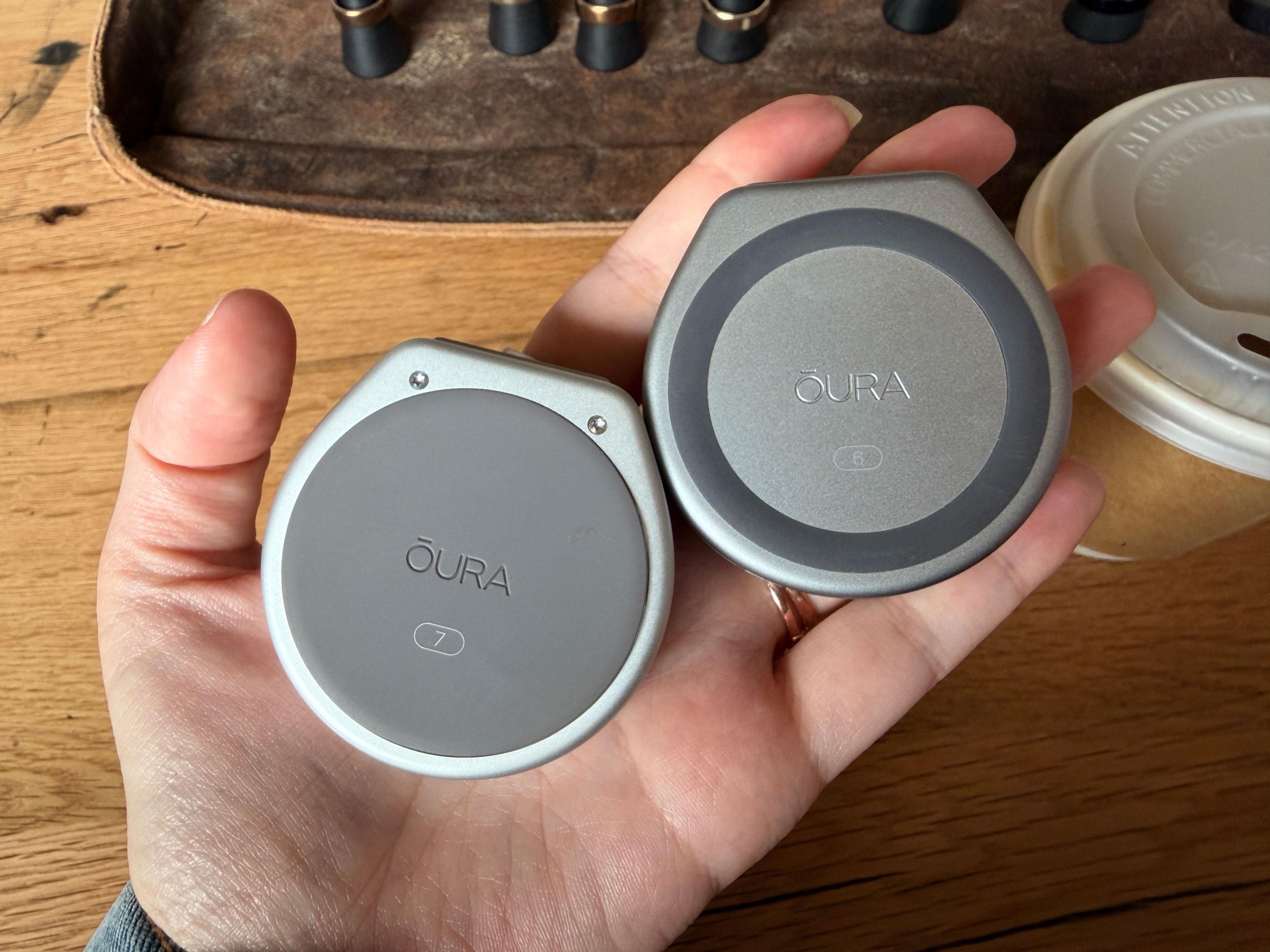 Hộp sạc mới của Oura Ring 5