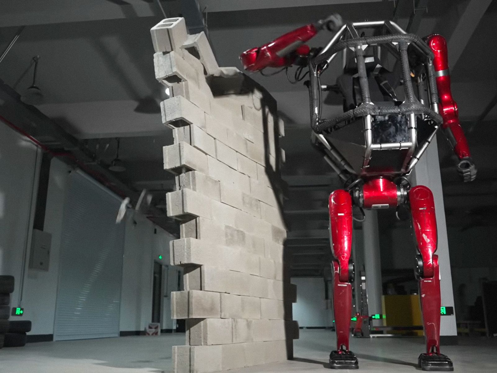 Robot Unitree GD01 đang hoạt động