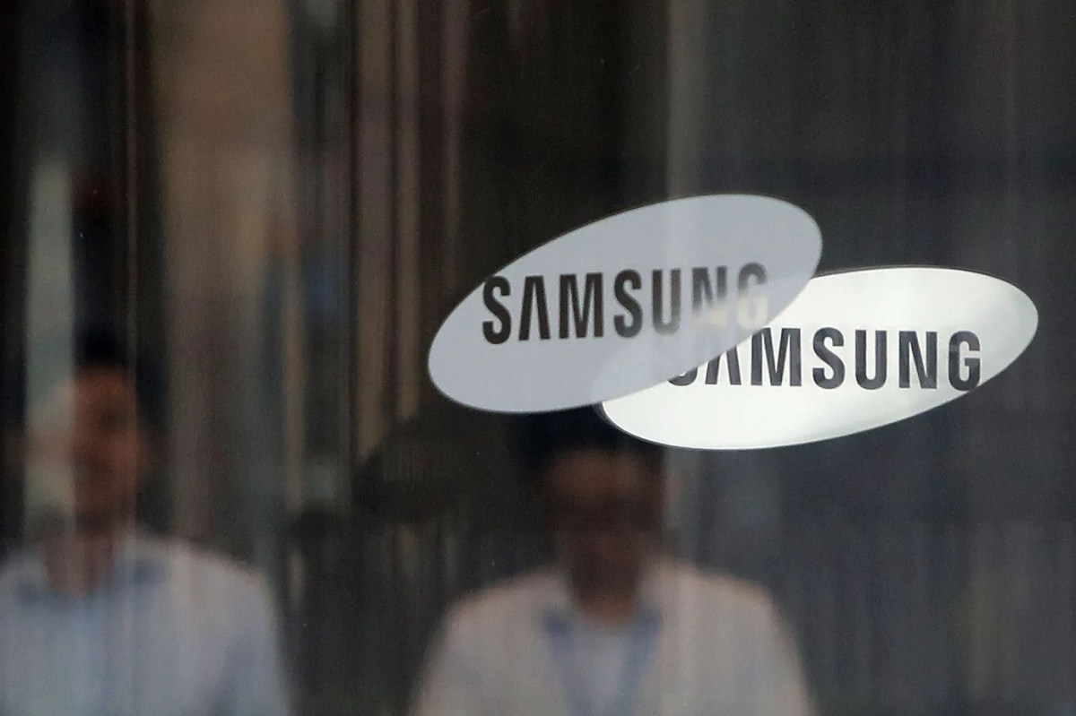 Cơn sốt AI giúp Samsung chạm mốc định giá 1.000 tỷ USD