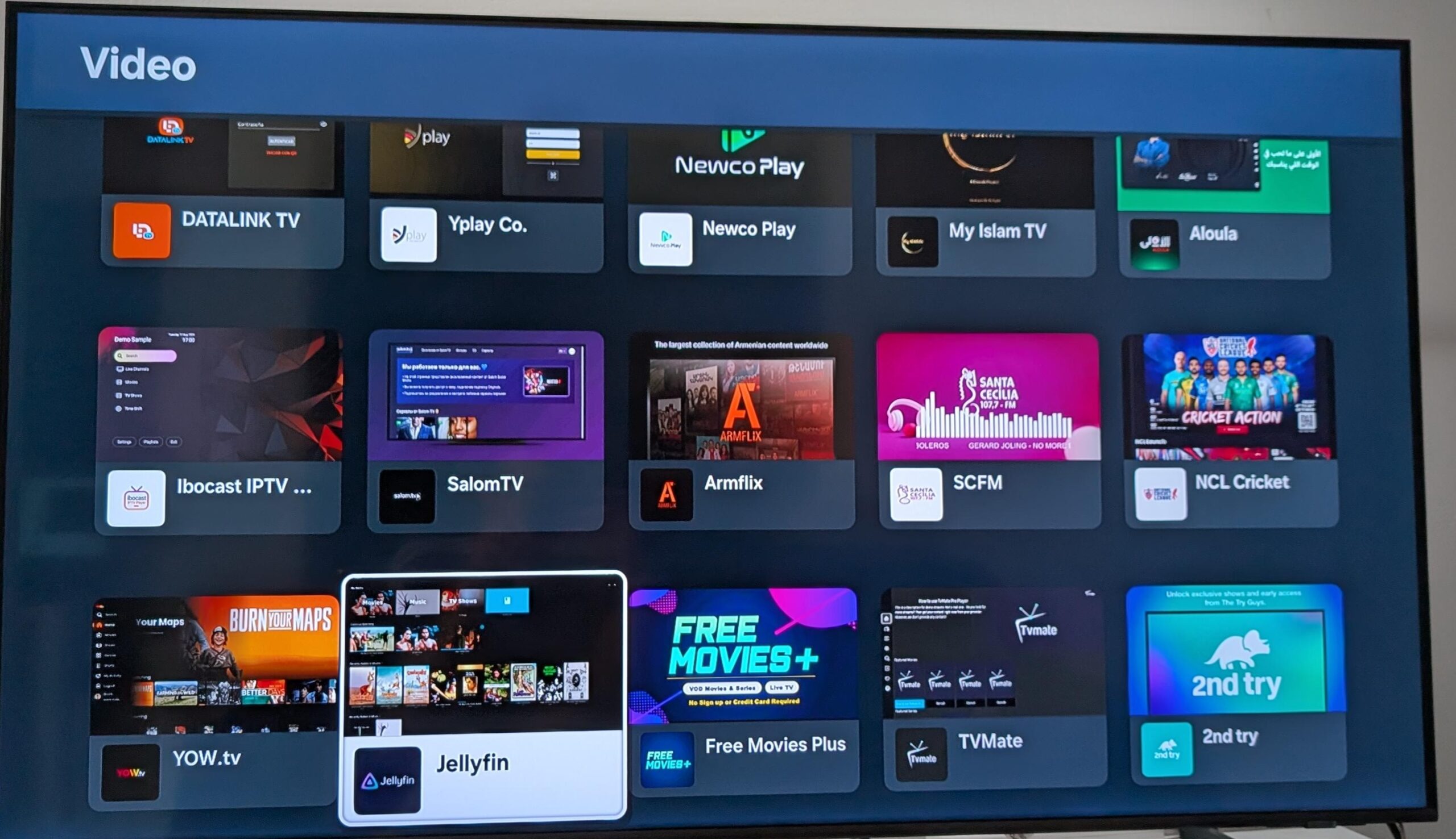Giao diện Jellyfin trên Samsung Tizen TV