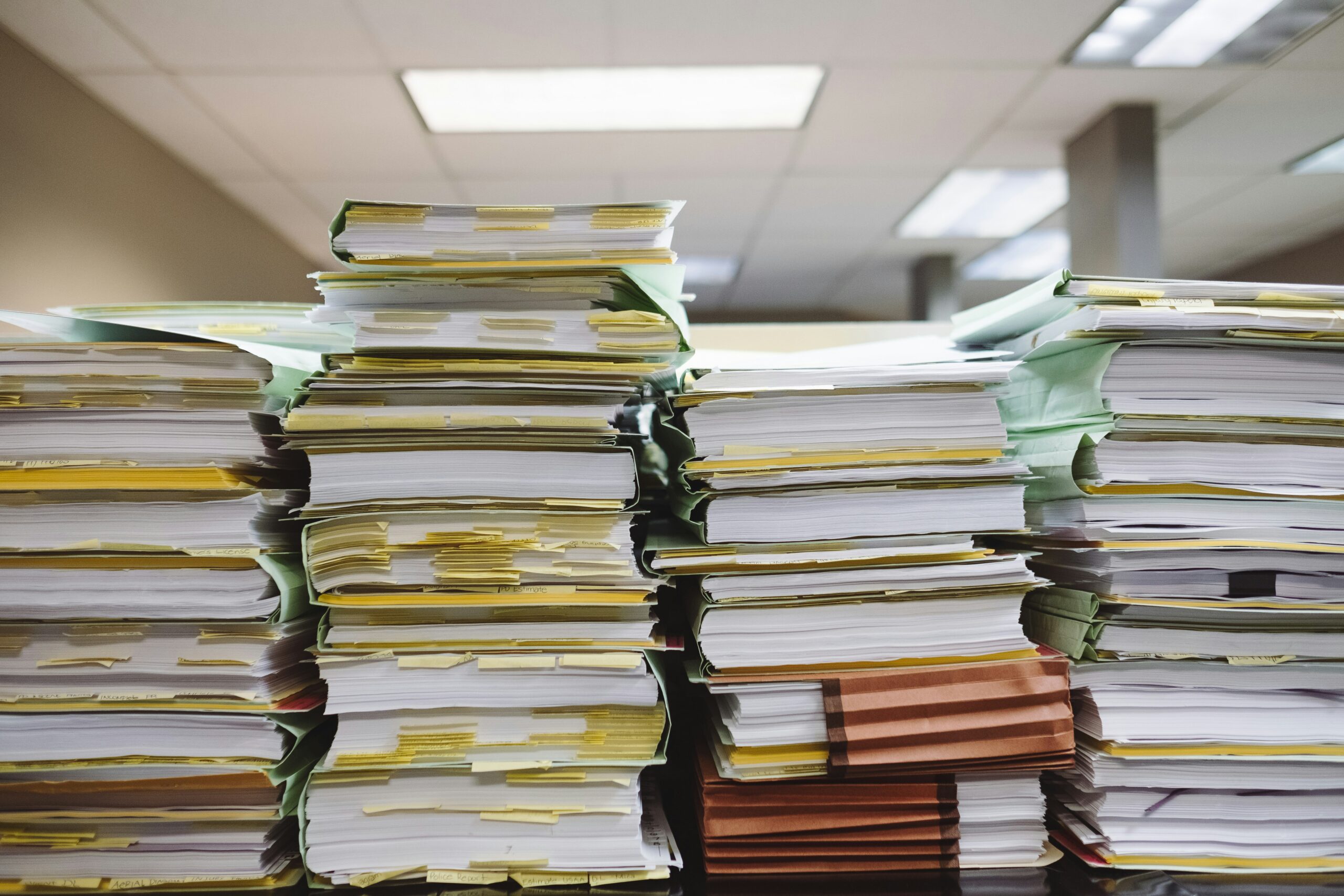 Ngừng coi LLM là công cụ giải quyết mọi vấn đề: Bài học từ thực tế
