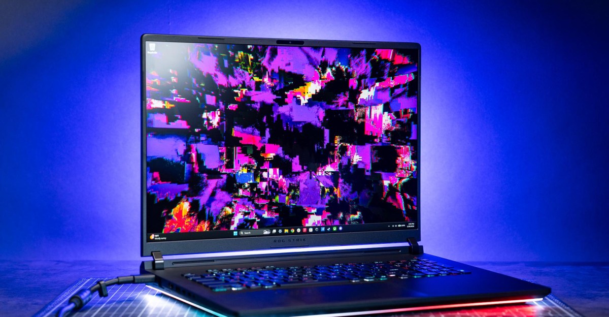 Chiếc laptop gaming Asus ROG Strix Scar 18 này có thể làm bạn "chán" mọi màn hình khác nhờ công nghệ ELMB