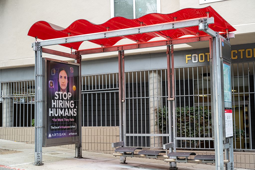 Tác giả meme "This is fine" tố cáo startup AI đánh cắp tranh minh họa cho quảng cáo