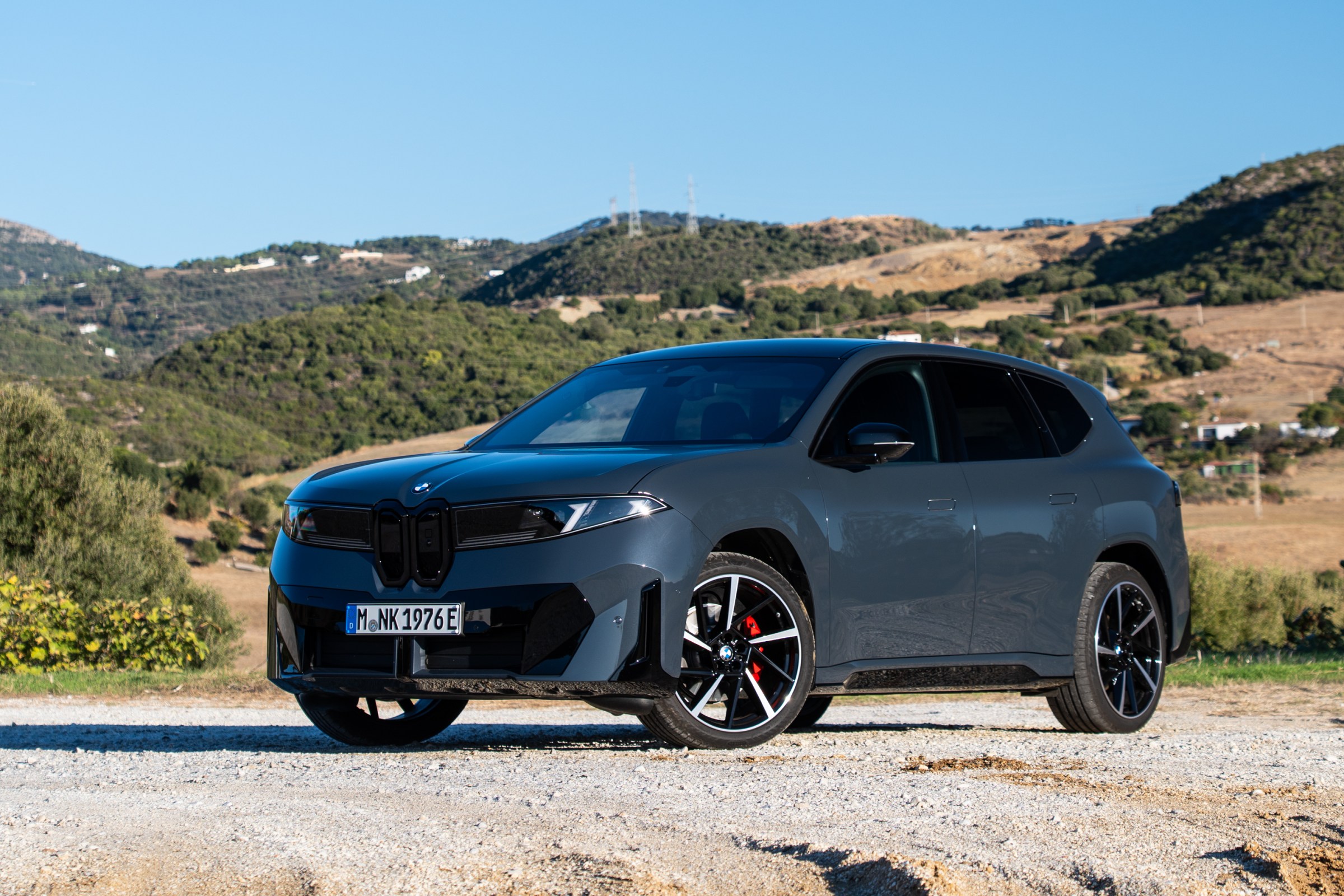 BMW iX3 2027 ngoại hình
