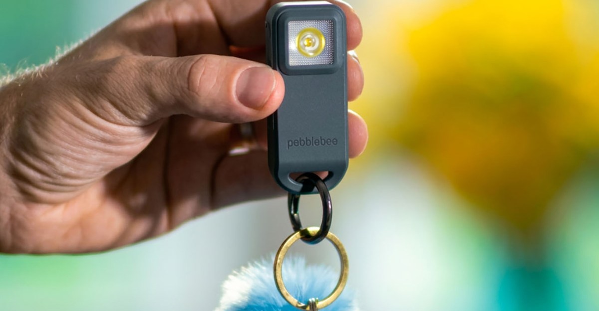 Pebblebee Halo: Thiết bị 2 trong 1 giúp tìm đồ thất lạc và đảm bảo an toàn cá nhân