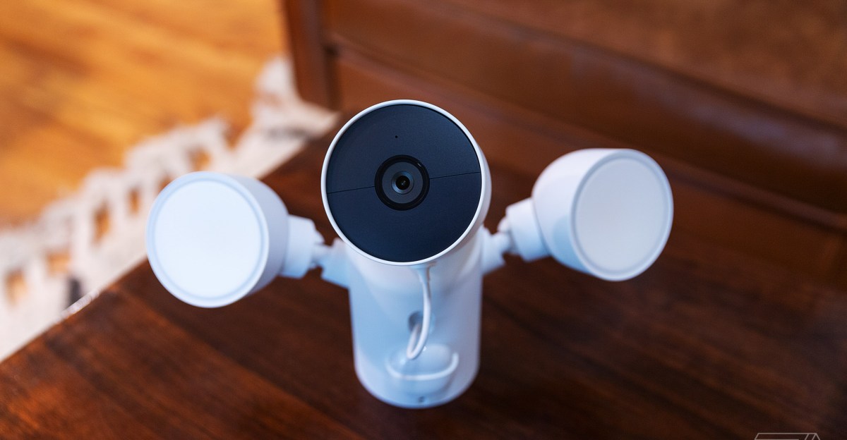 Camera Google Nest Cam kèm đèn pha đang được giảm giá xuống mức thấp nhất từ trước đến nay